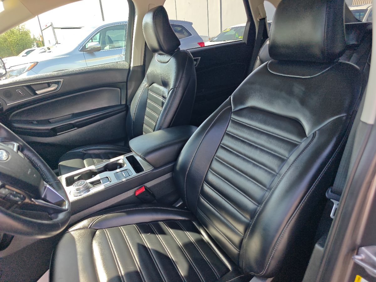 Ford Edge photo 22