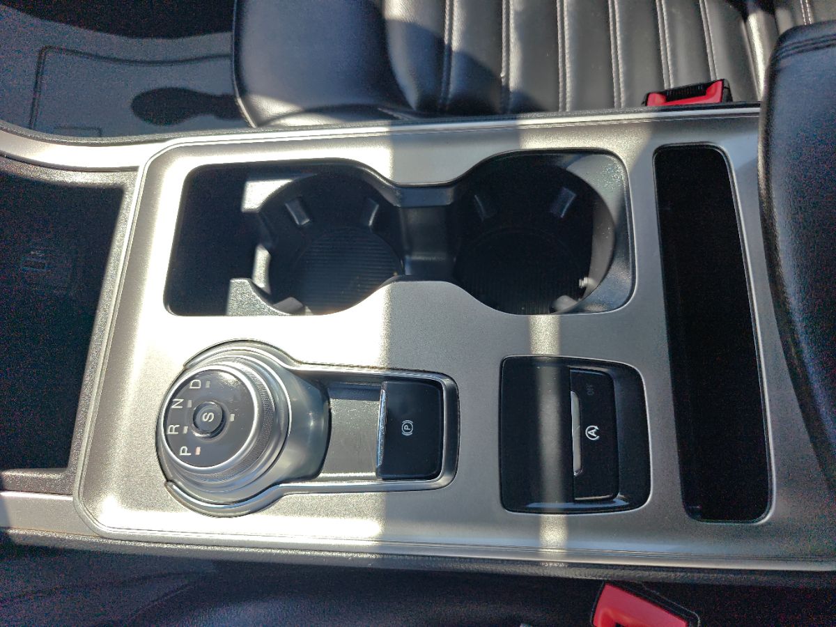 Ford Edge photo 31
