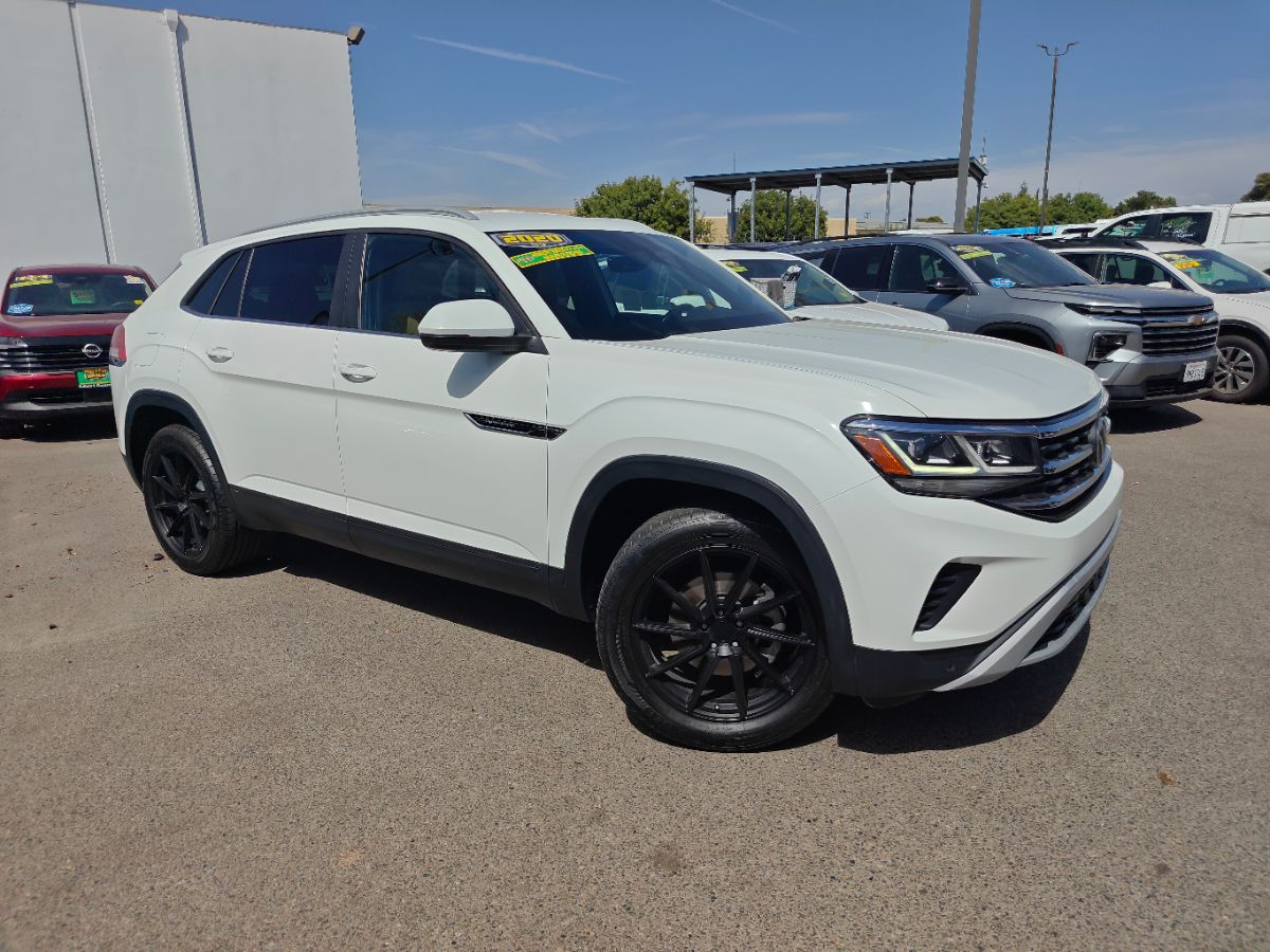 Volkswagen Atlas Cross Sport photo 2