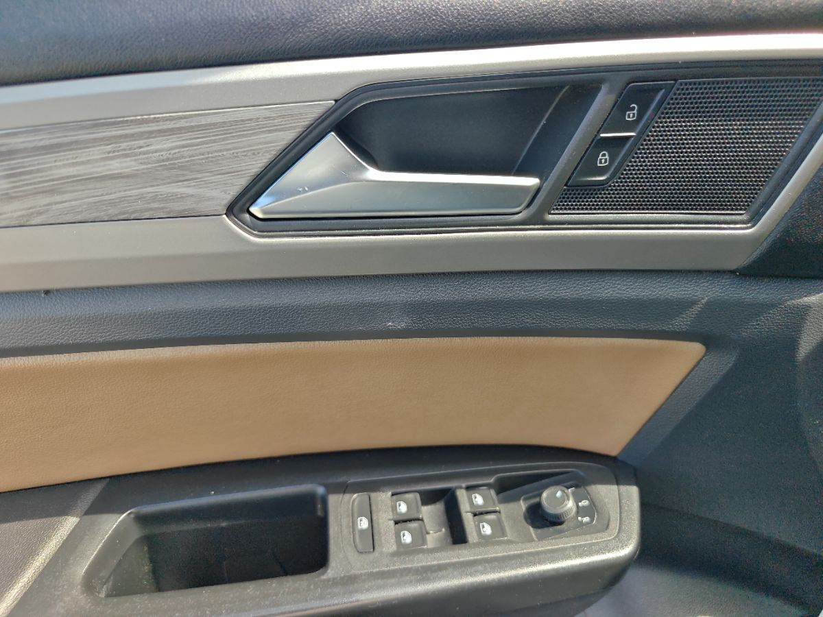 Volkswagen Atlas Cross Sport photo 23