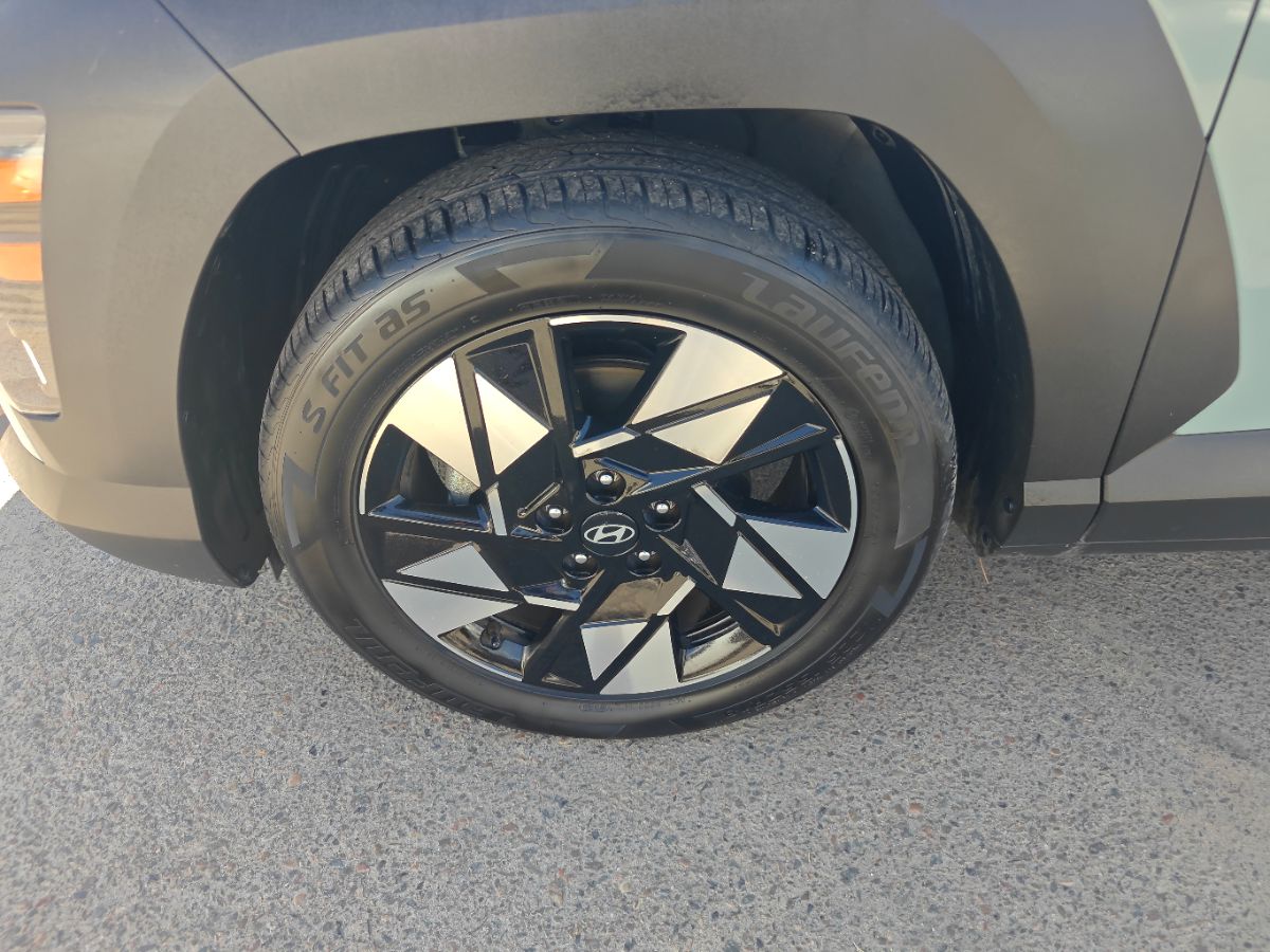 Hyundai Kona photo 16