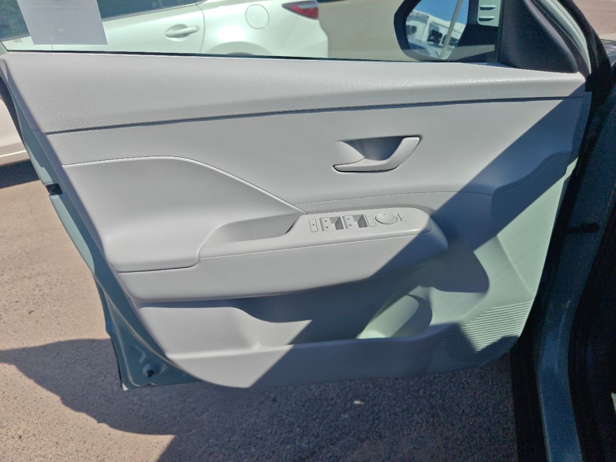 Hyundai Kona photo 21