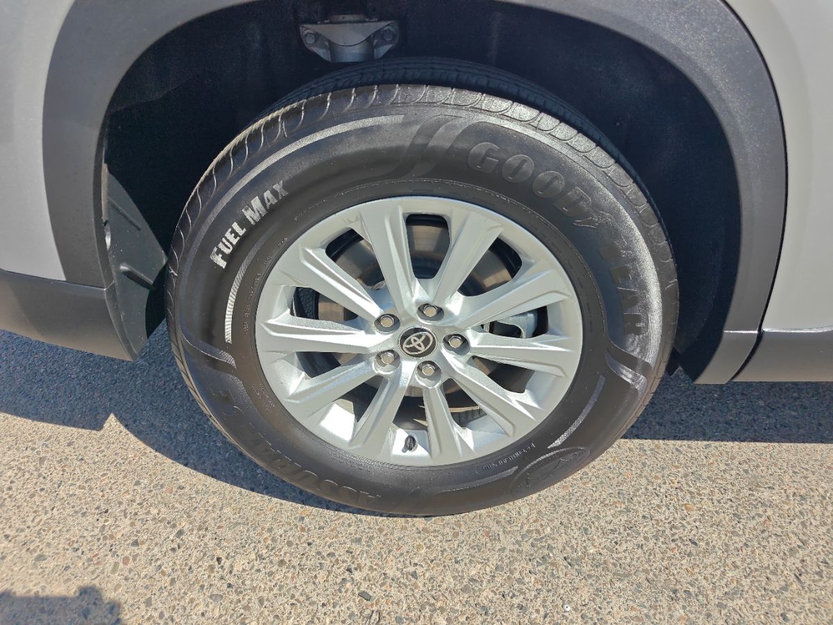 Toyota Grand Highlander photo 9