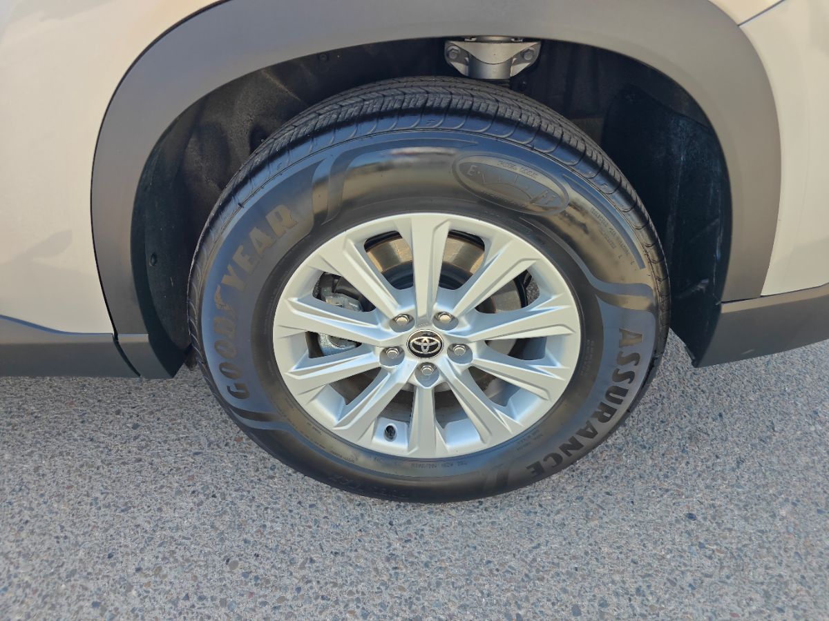 Toyota Grand Highlander photo 17
