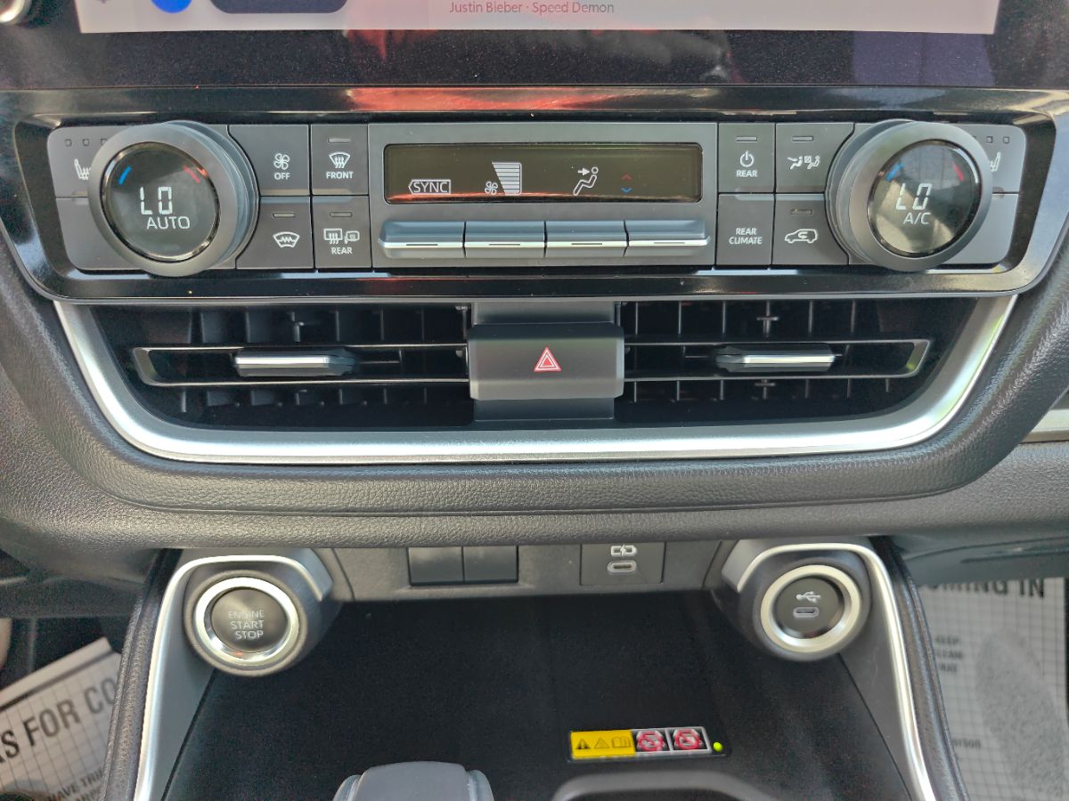 Toyota Grand Highlander photo 33