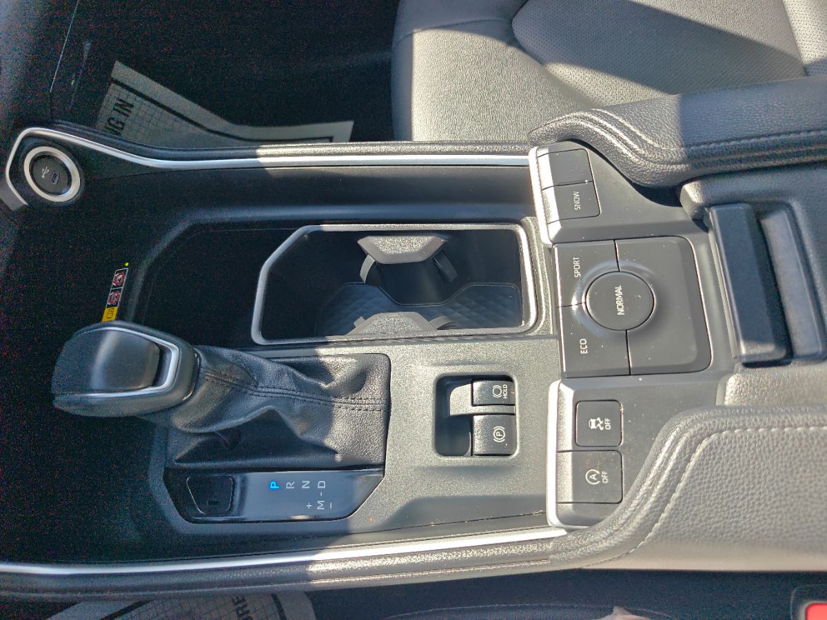 Toyota Grand Highlander photo 35