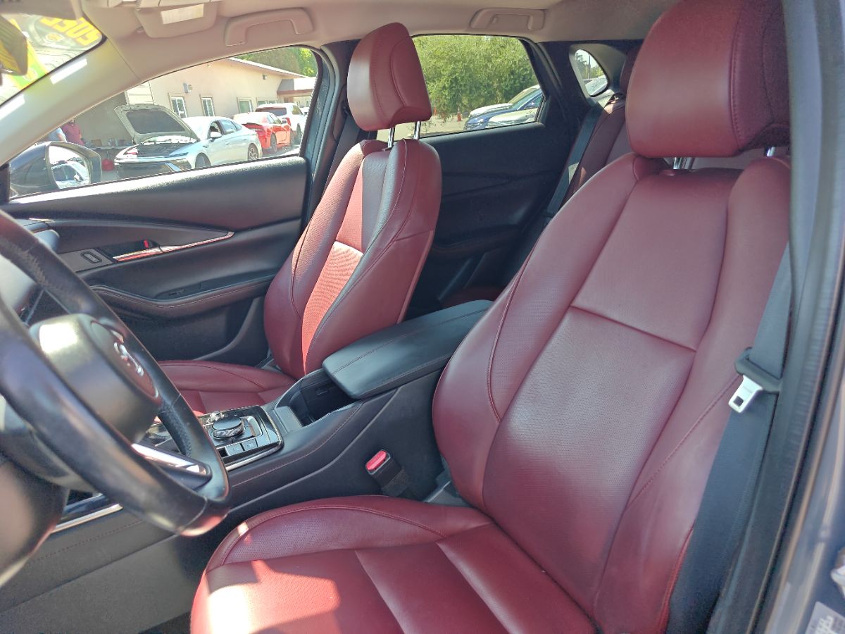Mazda CX-30 photo 22