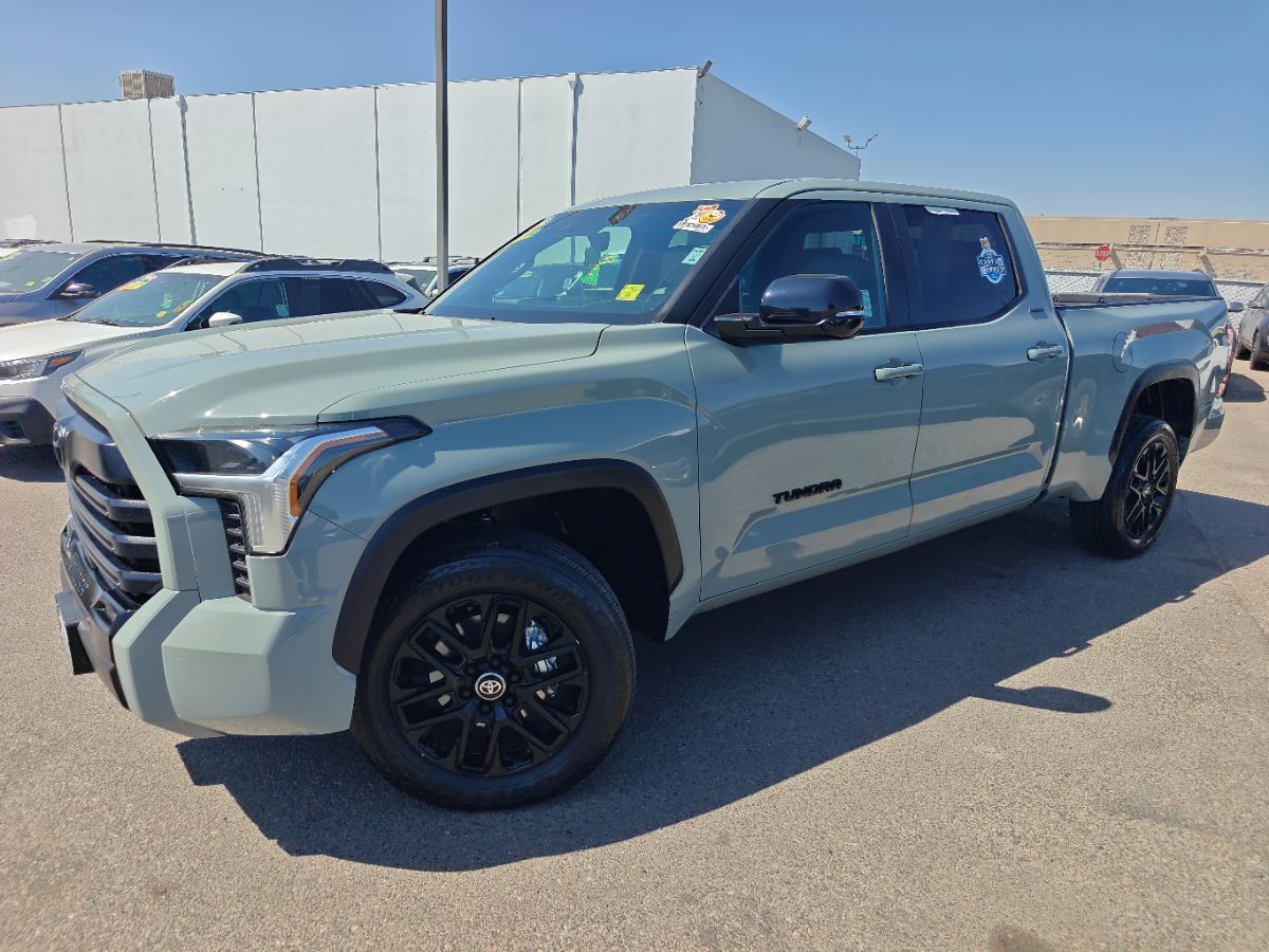 Toyota Tundra photo 5