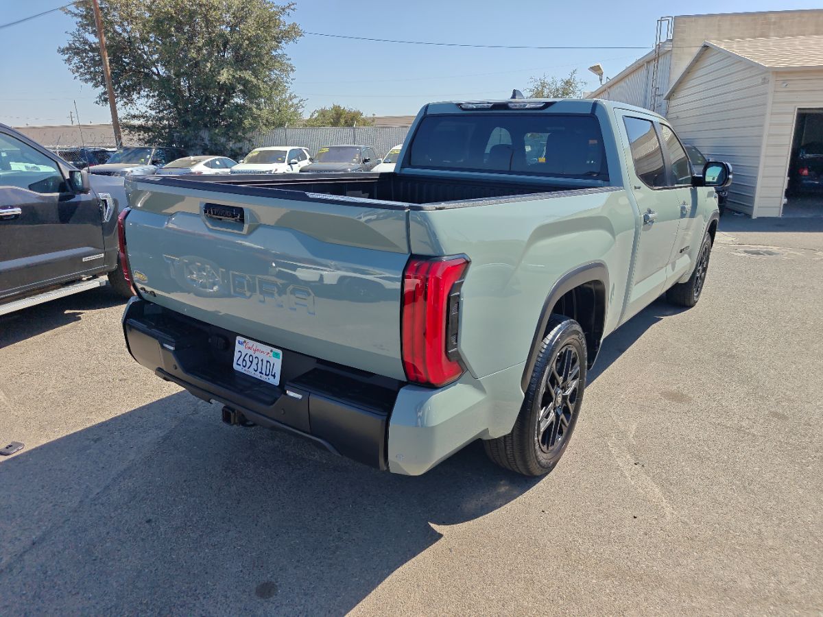 Toyota Tundra photo 10