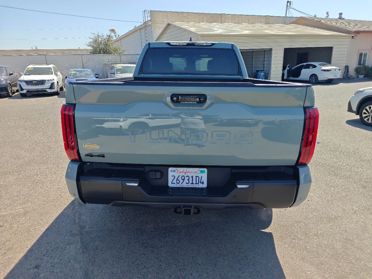 Toyota Tundra photo 11