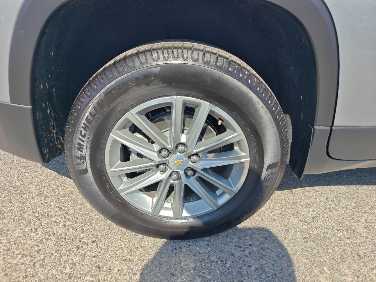 Chevrolet Traverse photo 9