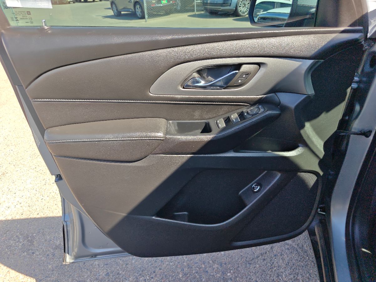 Chevrolet Traverse photo 23