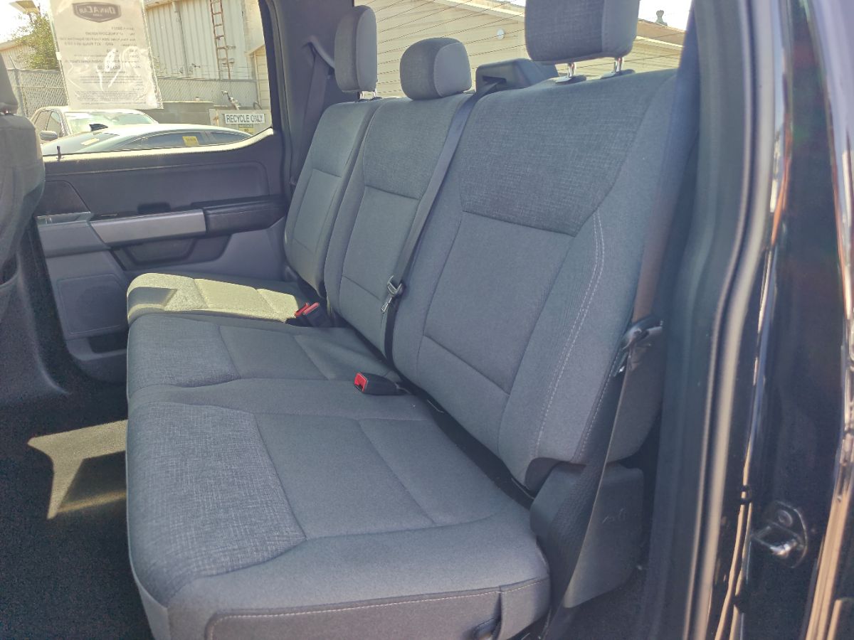 Ford F-150 photo 17