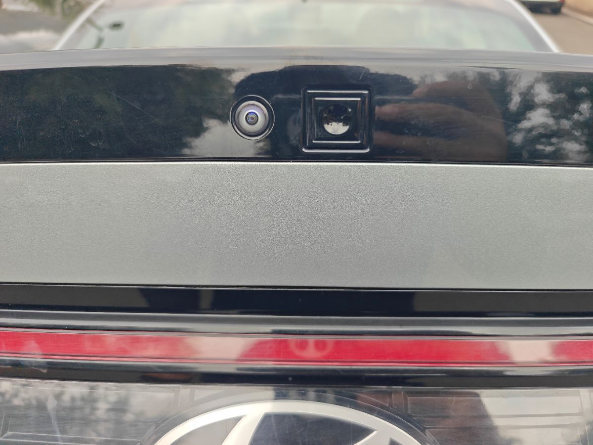 Hyundai Sonata photo 13
