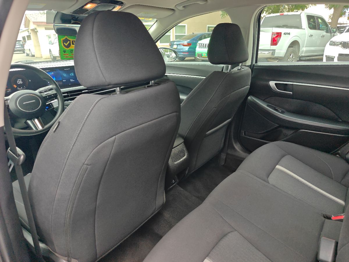 Hyundai Sonata photo 18