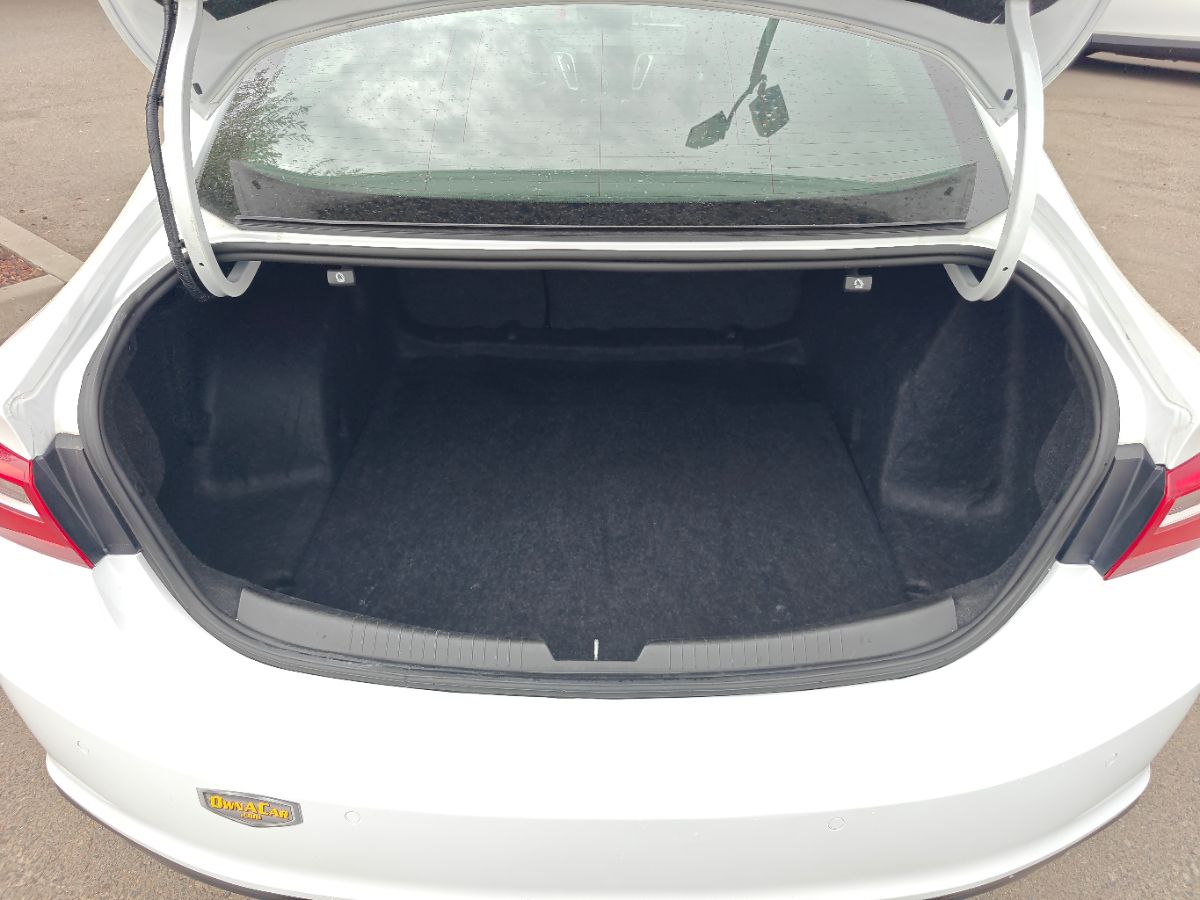 Chevrolet Malibu photo 14