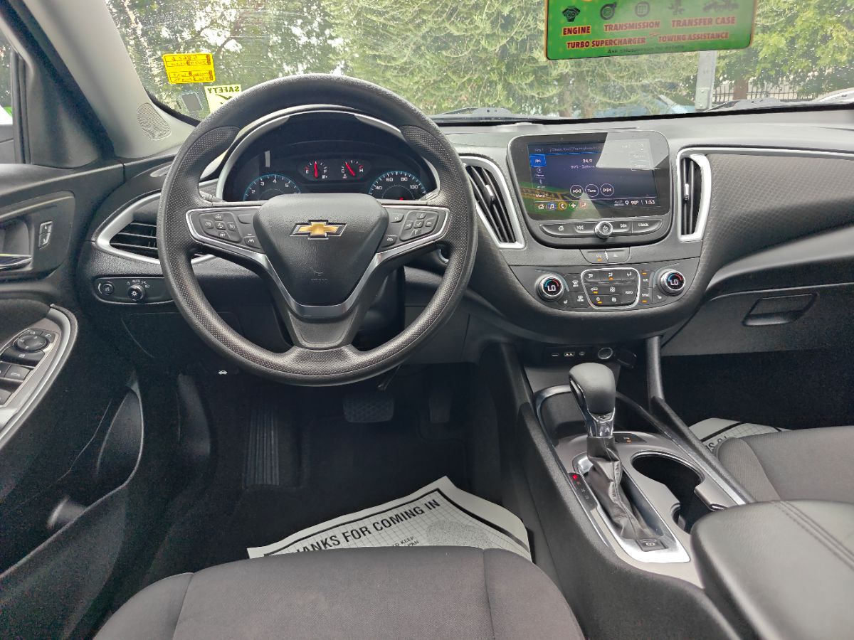 Chevrolet Malibu photo 20