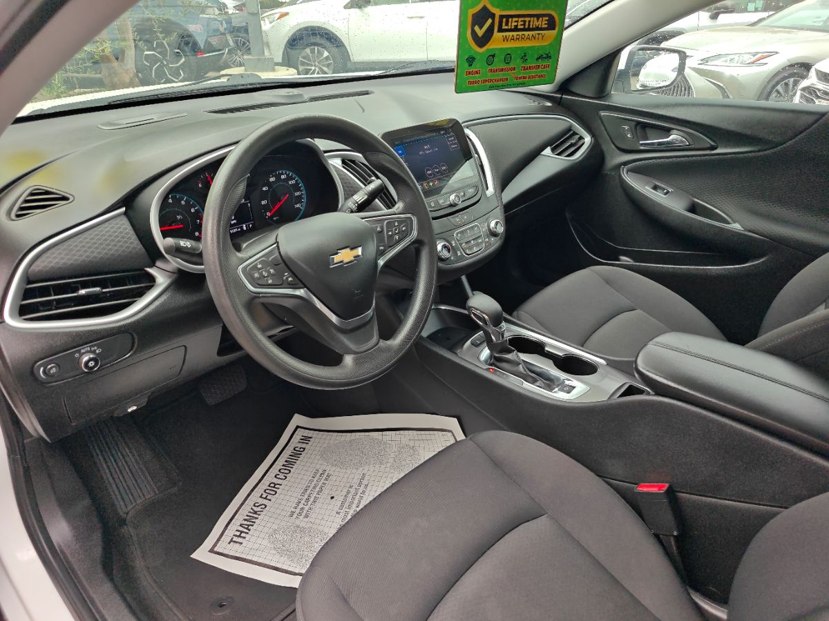 Chevrolet Malibu photo 23