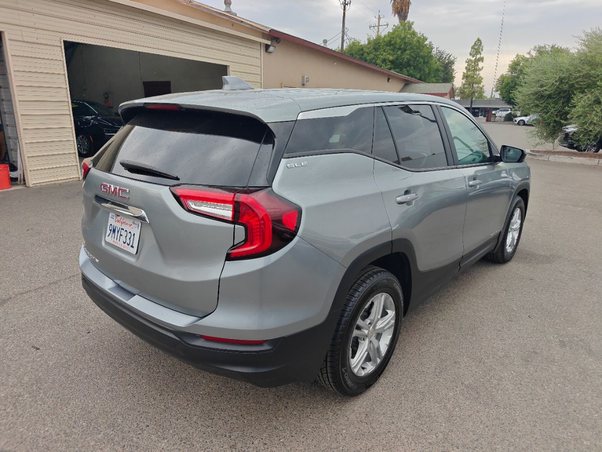 GMC Terrain photo 10