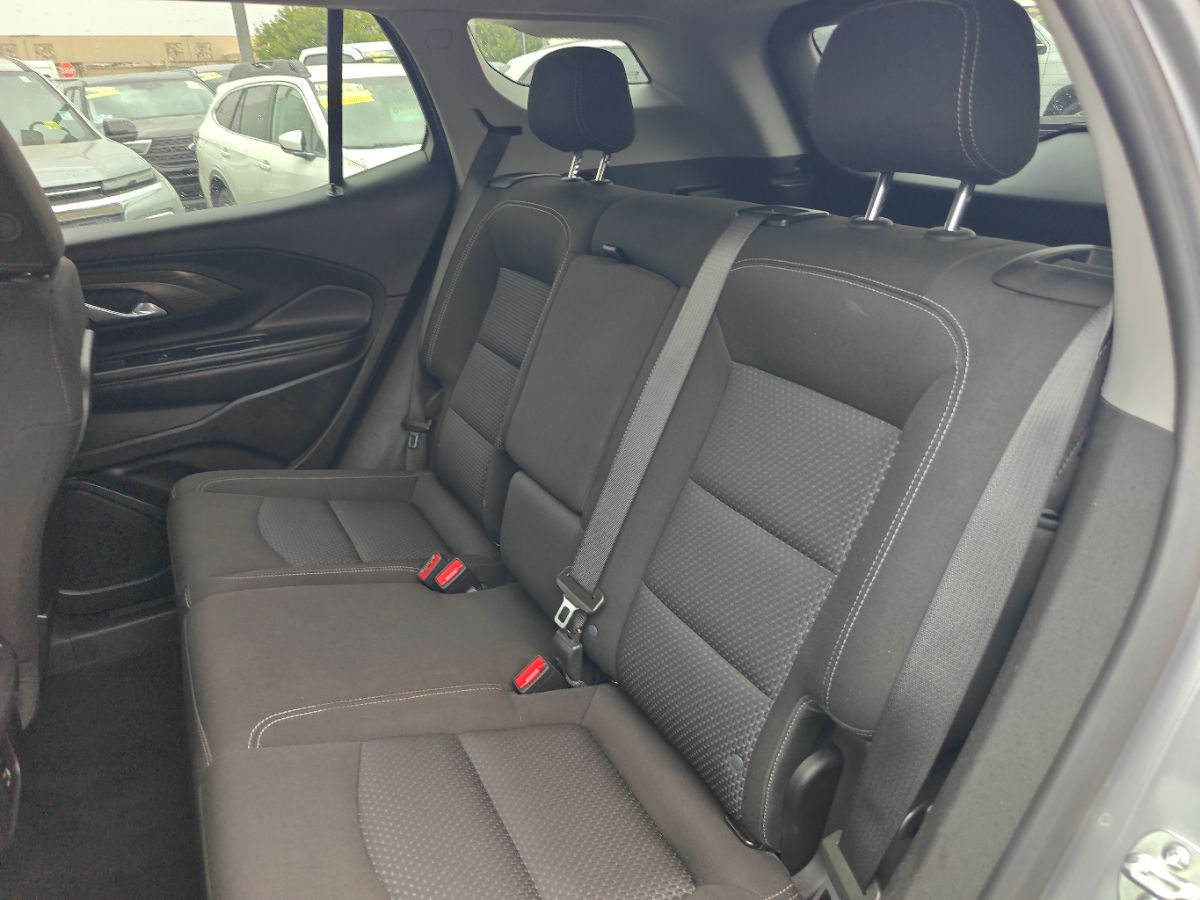 GMC Terrain photo 17