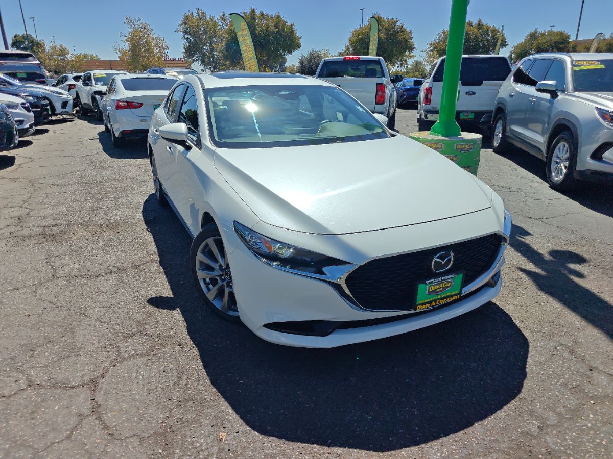 Mazda Mazda3 photo 3