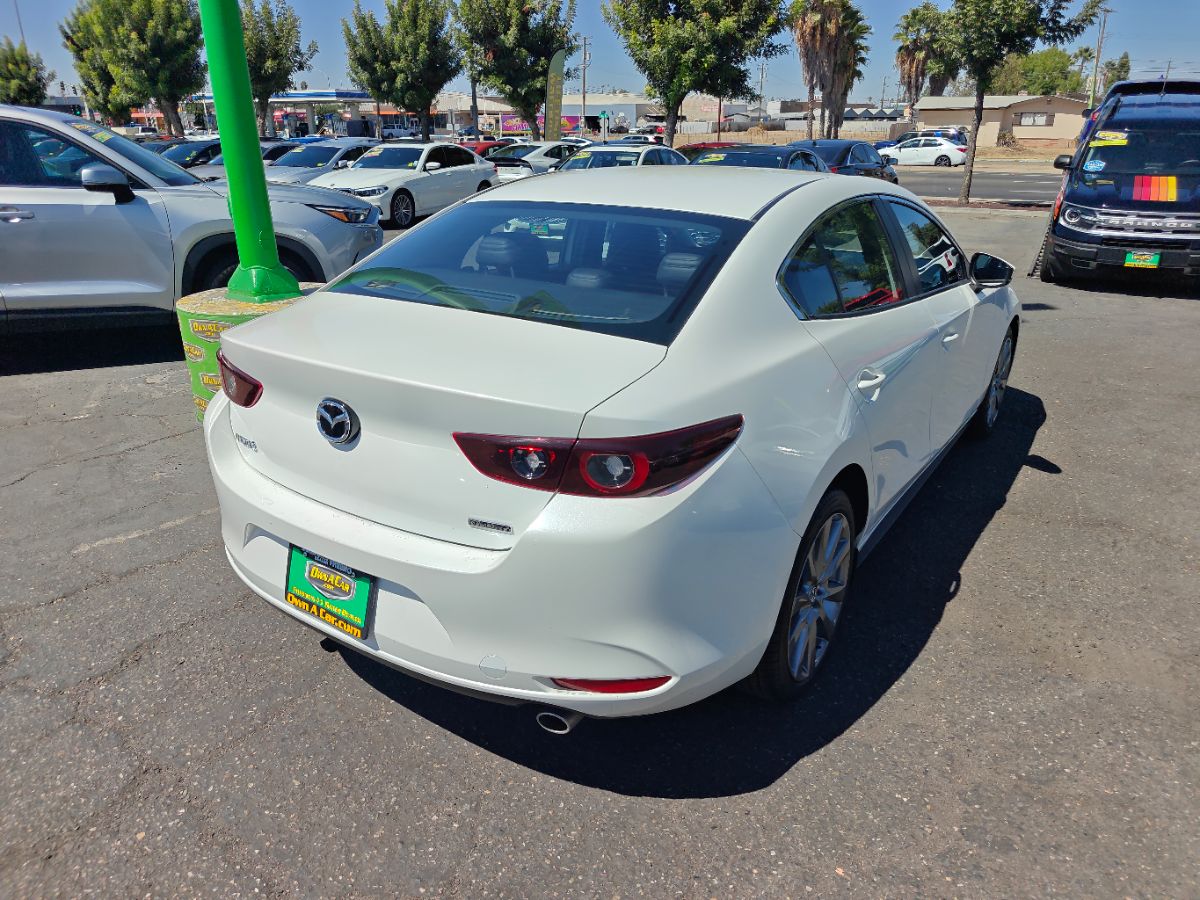 Mazda Mazda3 photo 10