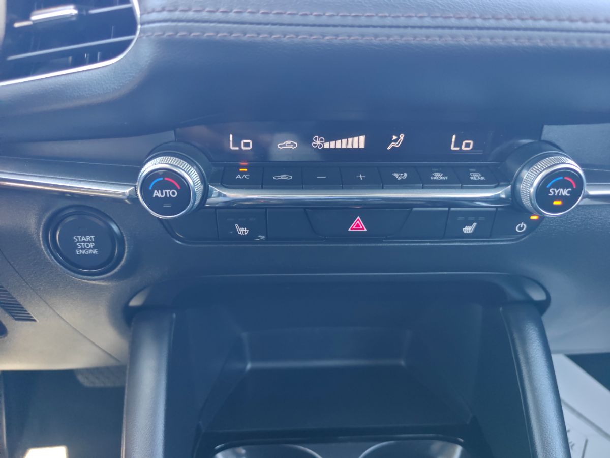 Mazda Mazda3 photo 31