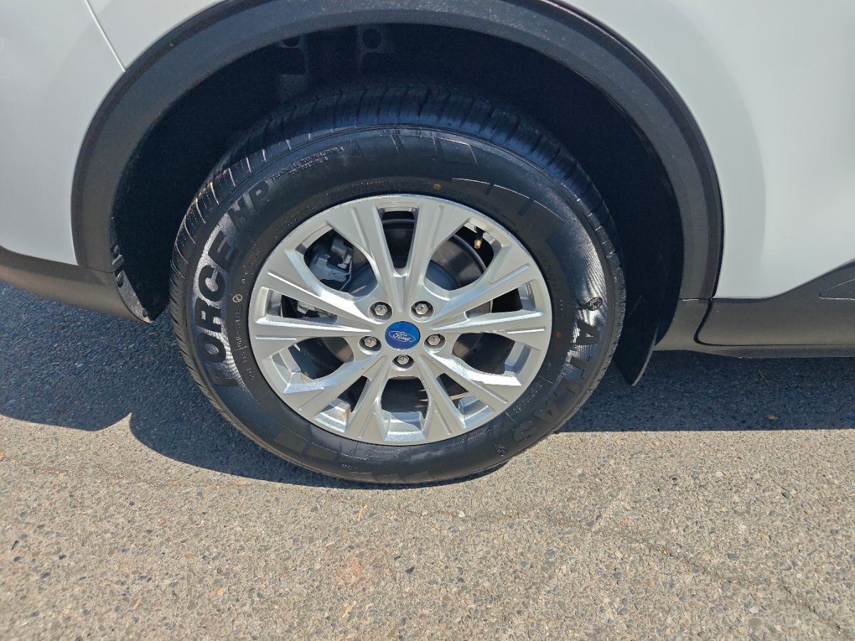 Ford Escape photo 9