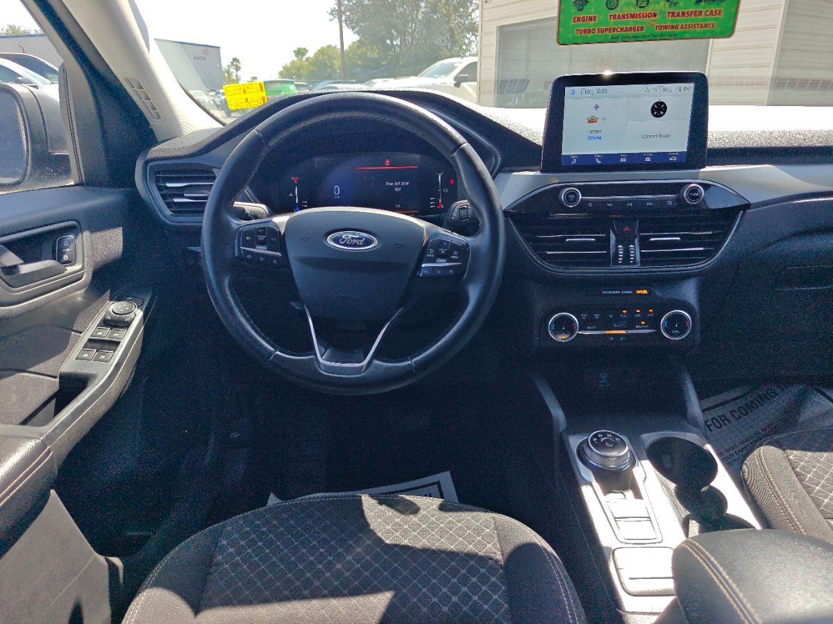 Ford Escape photo 21