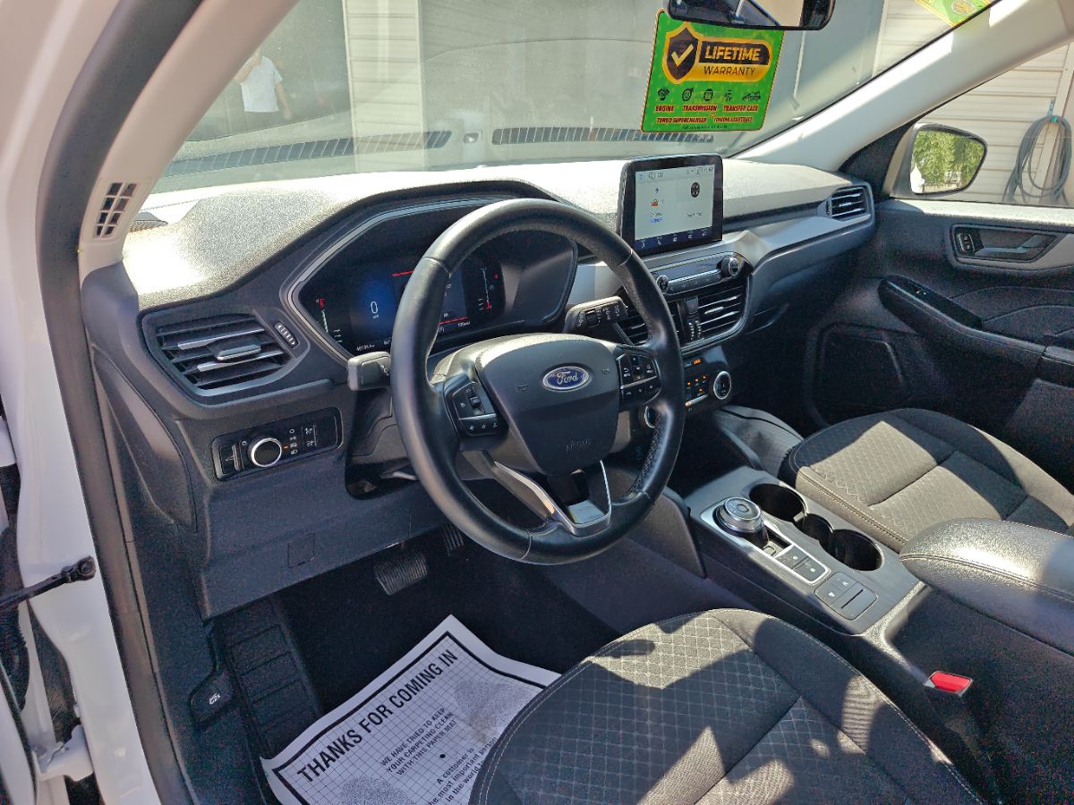 Ford Escape photo 24