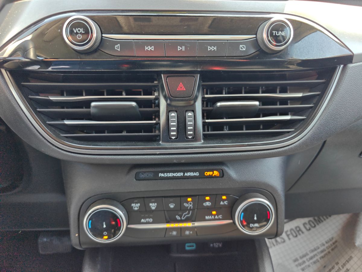 Ford Escape photo 31