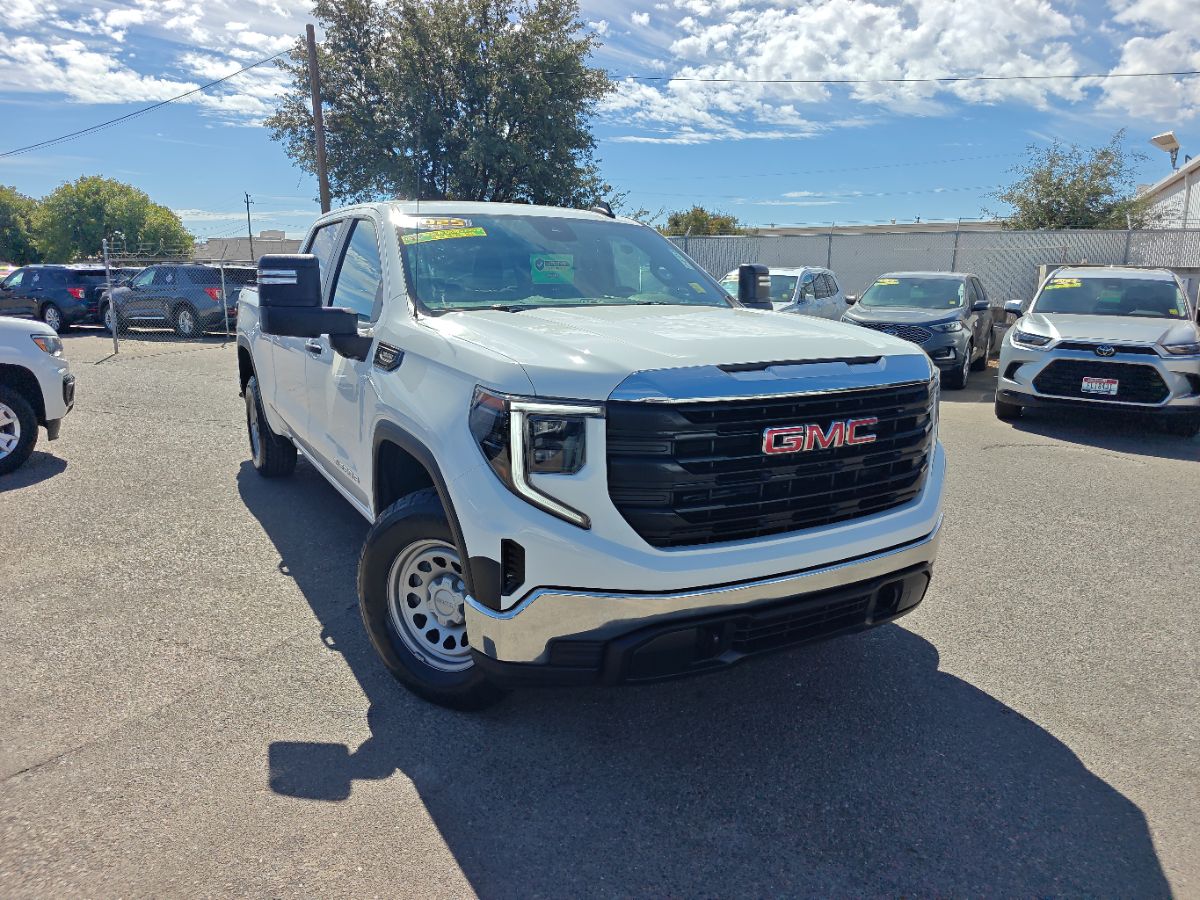 GMC Sierra photo 3