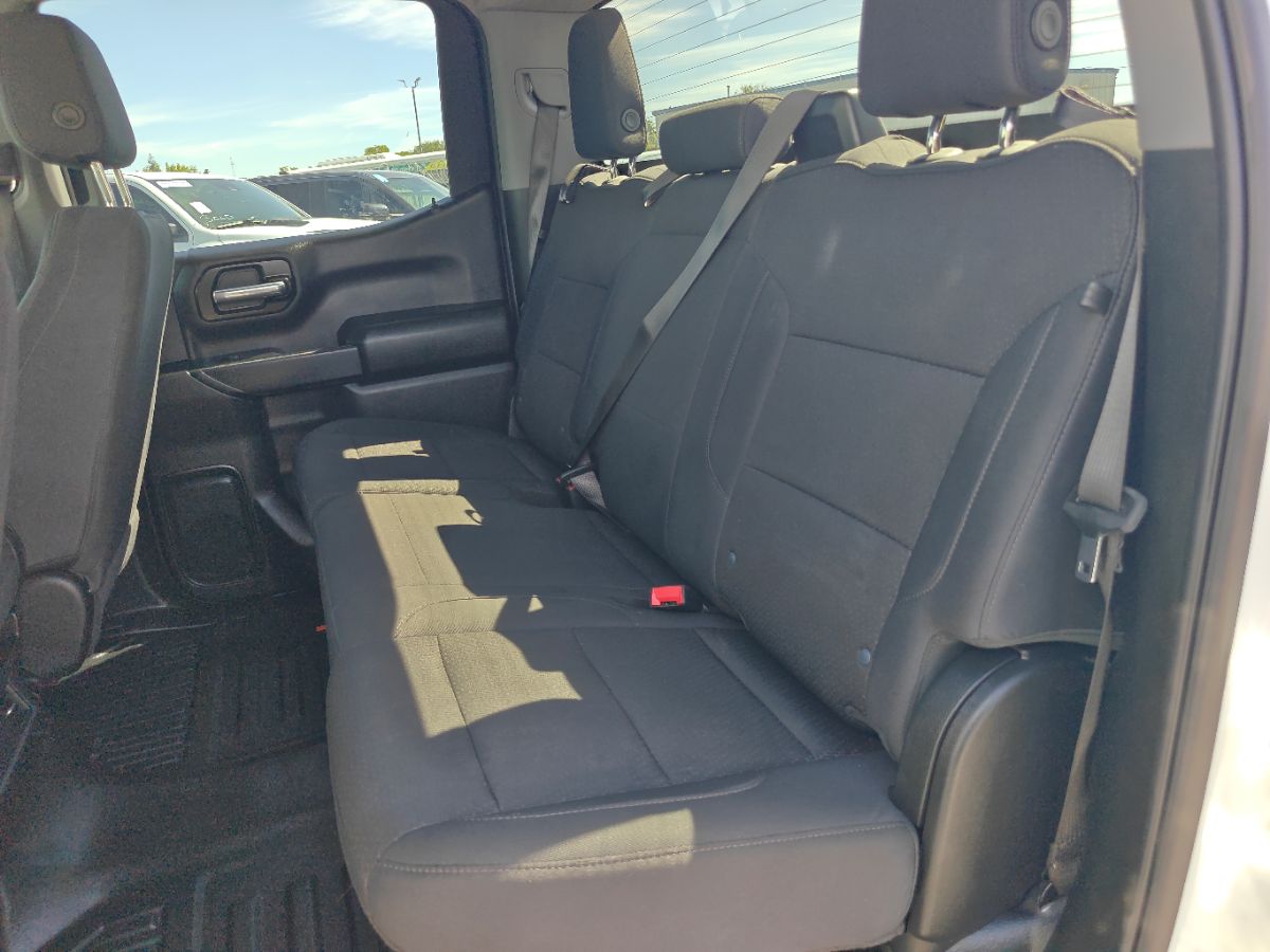 GMC Sierra photo 17