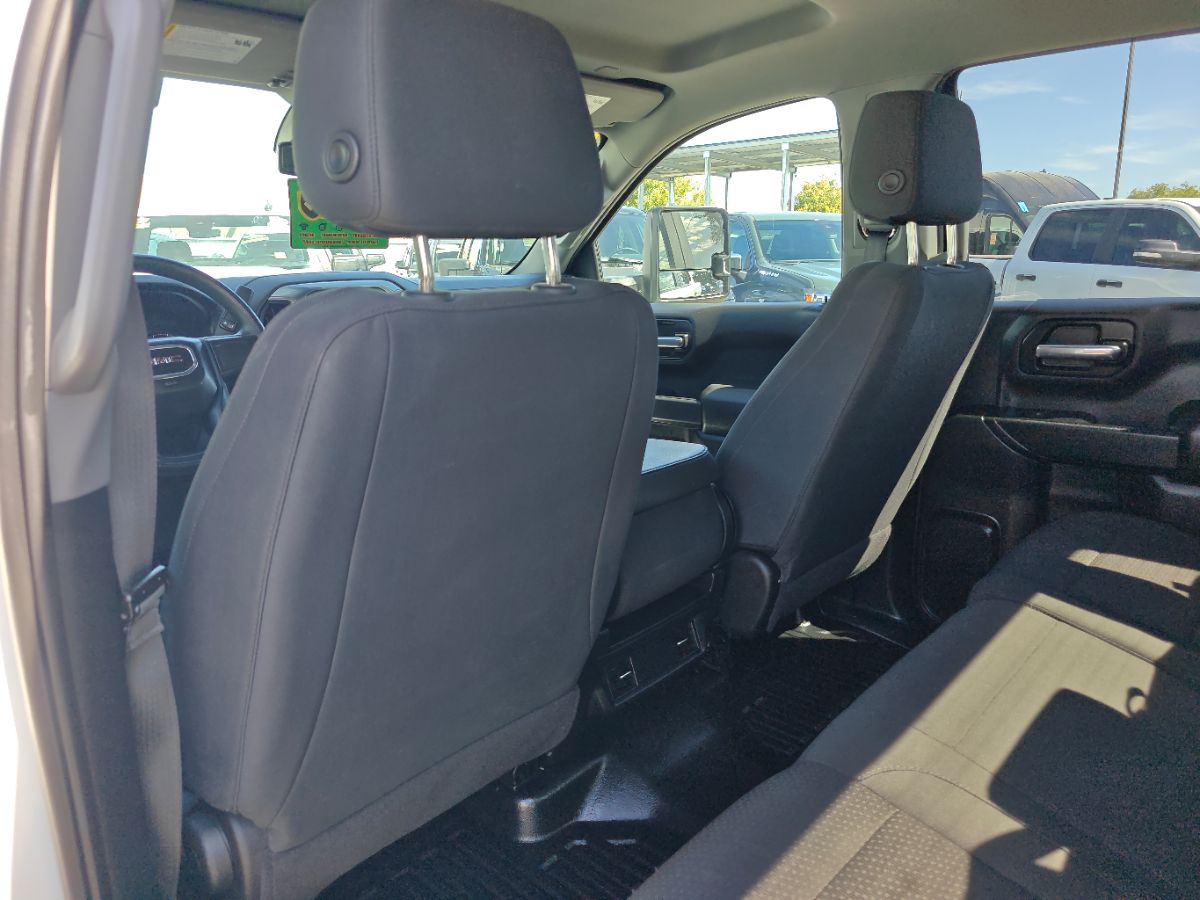 GMC Sierra photo 18