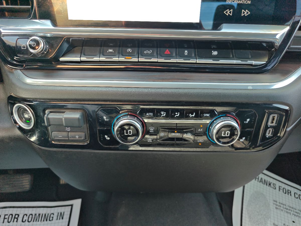 GMC Sierra photo 32