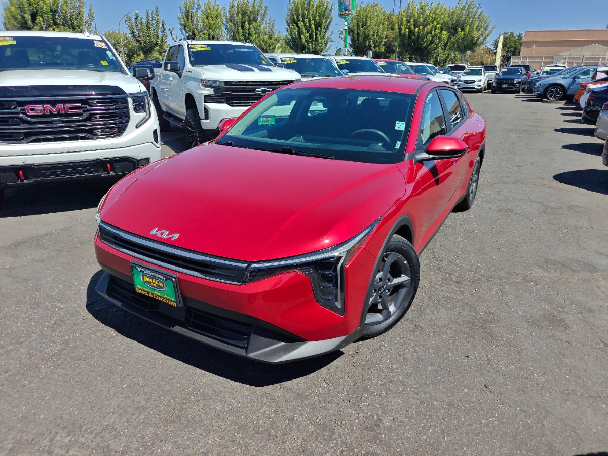 Kia K4 photo 4