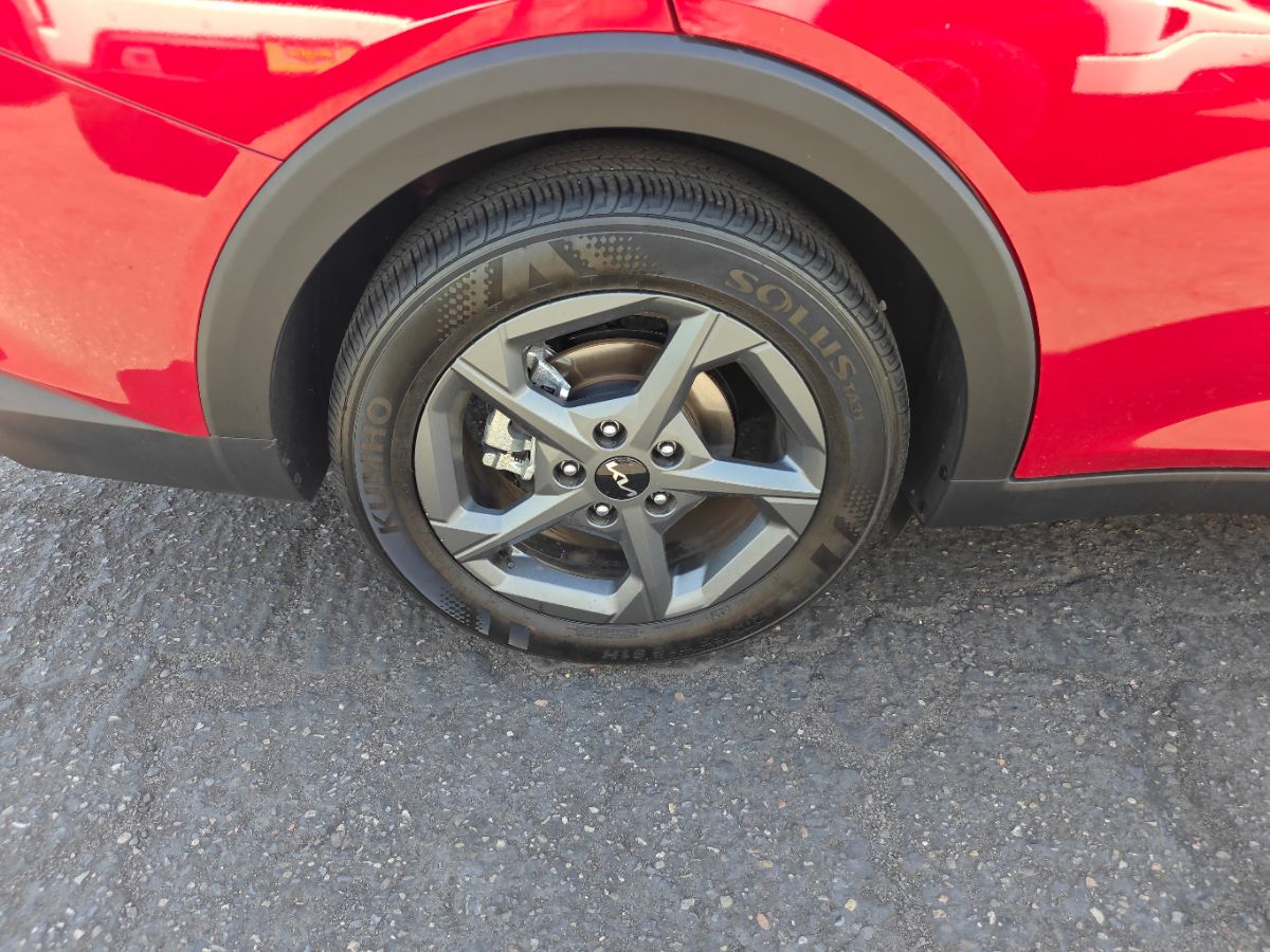 Kia K4 photo 9
