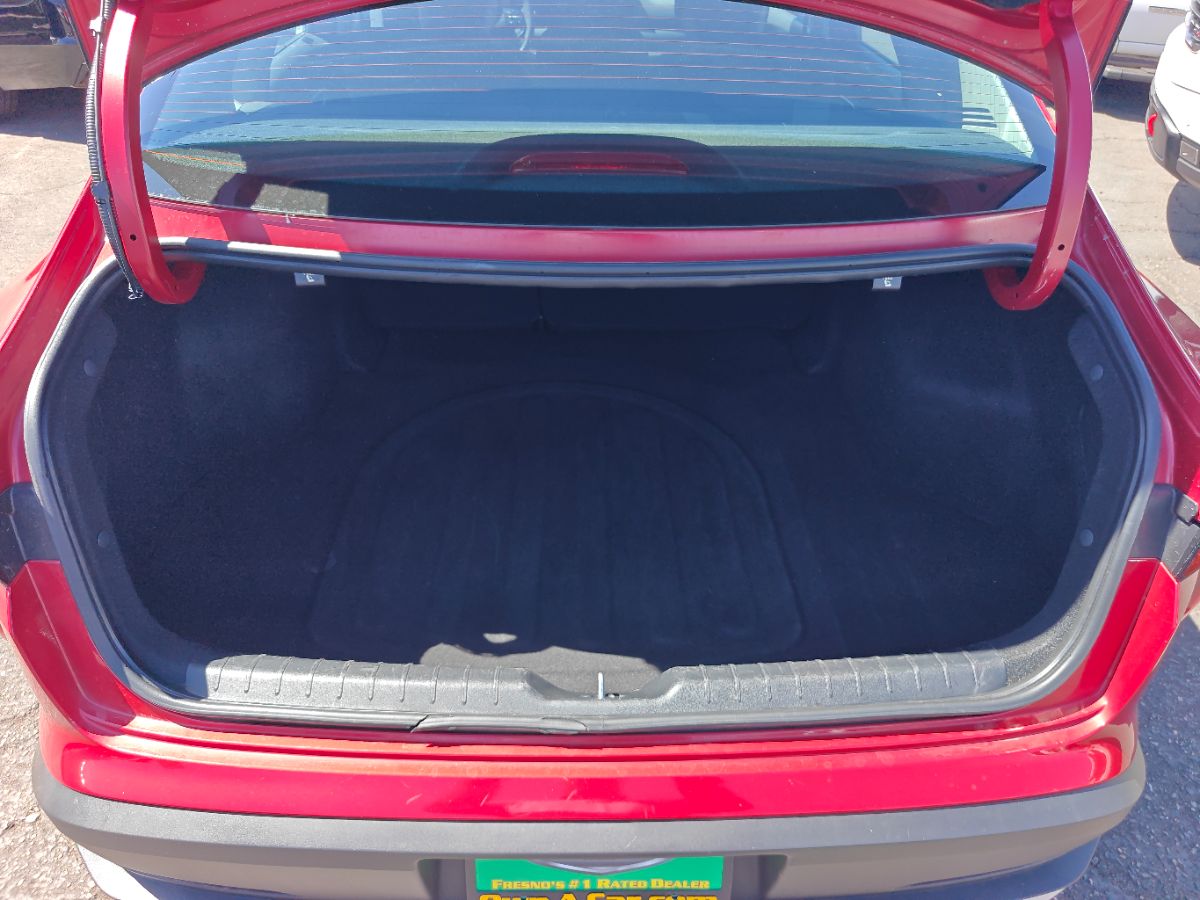 Kia K4 photo 14