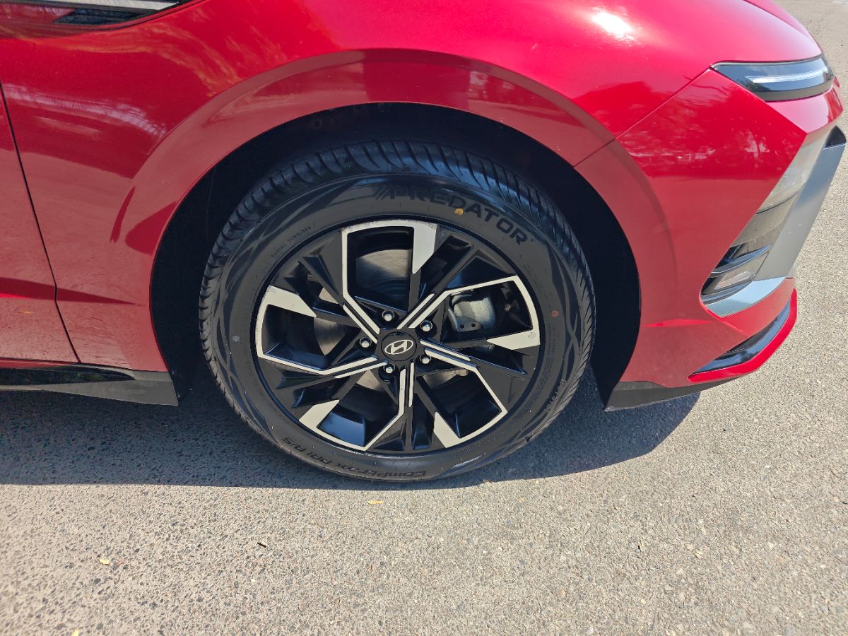 Hyundai Sonata photo 8