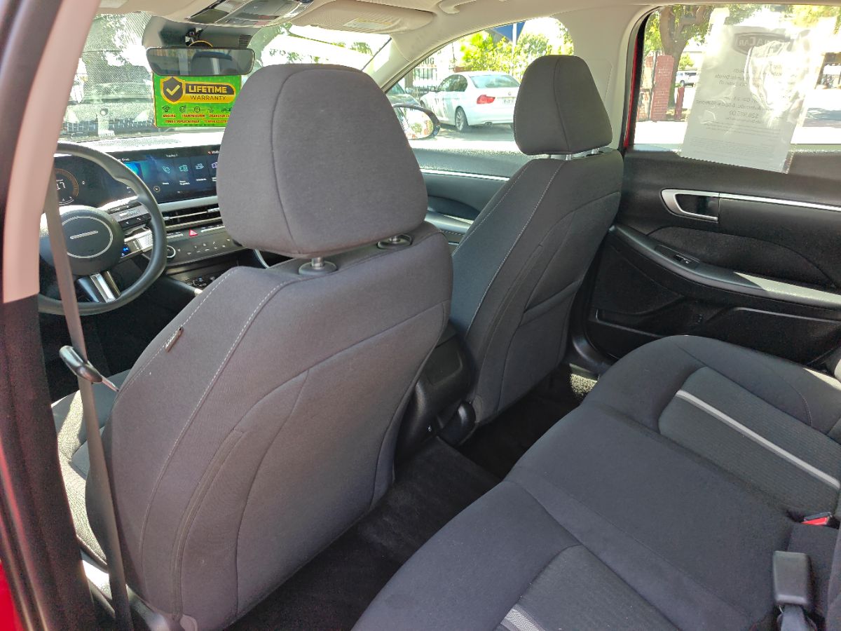 Hyundai Sonata photo 18
