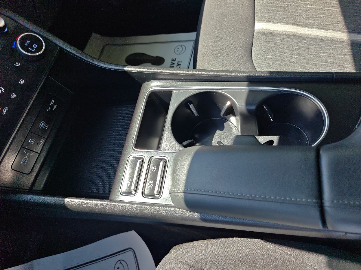 Hyundai Sonata photo 31
