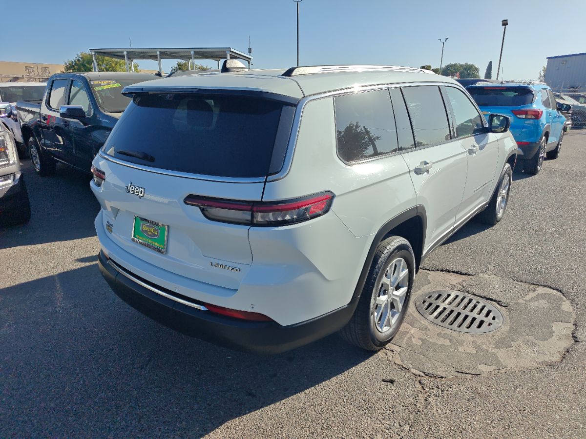Jeep Grand Cherokee L photo 10