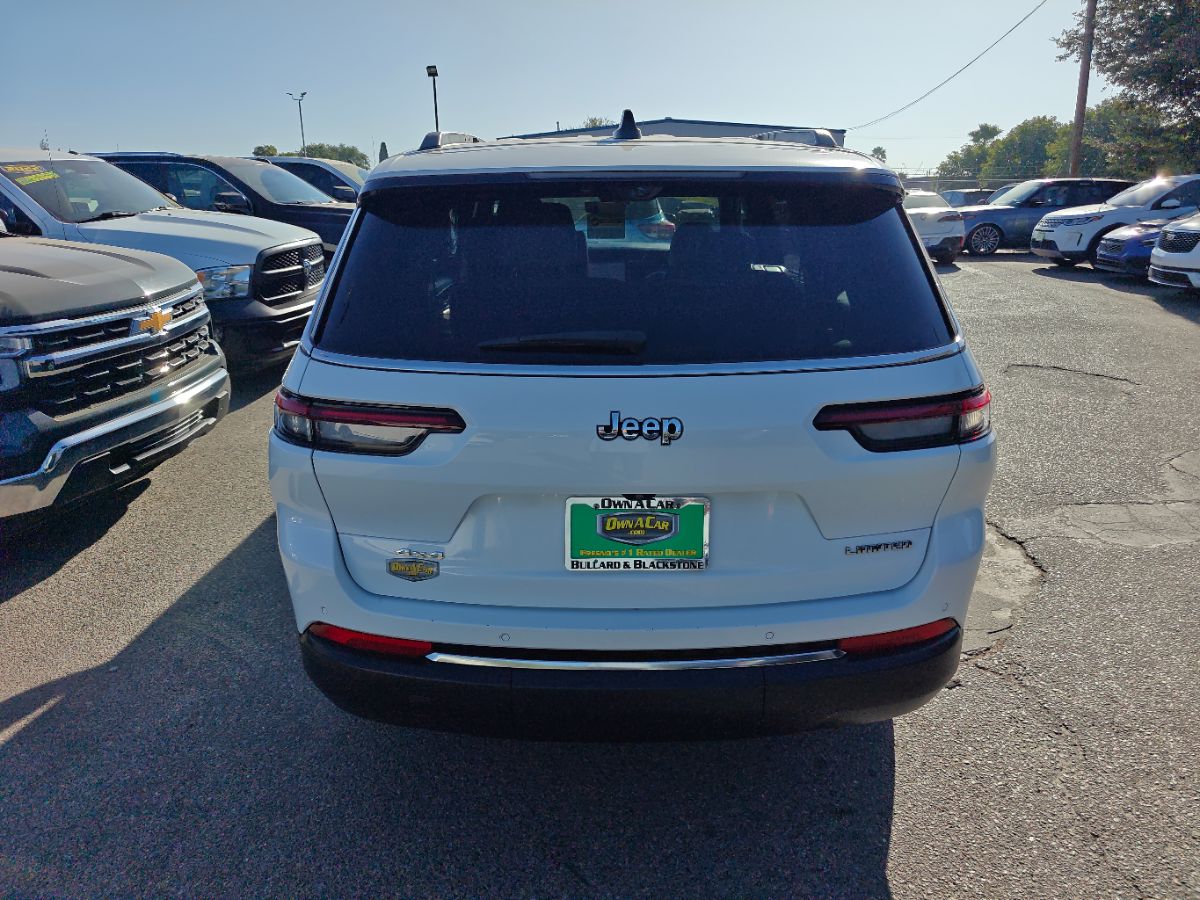 Jeep Grand Cherokee L photo 11
