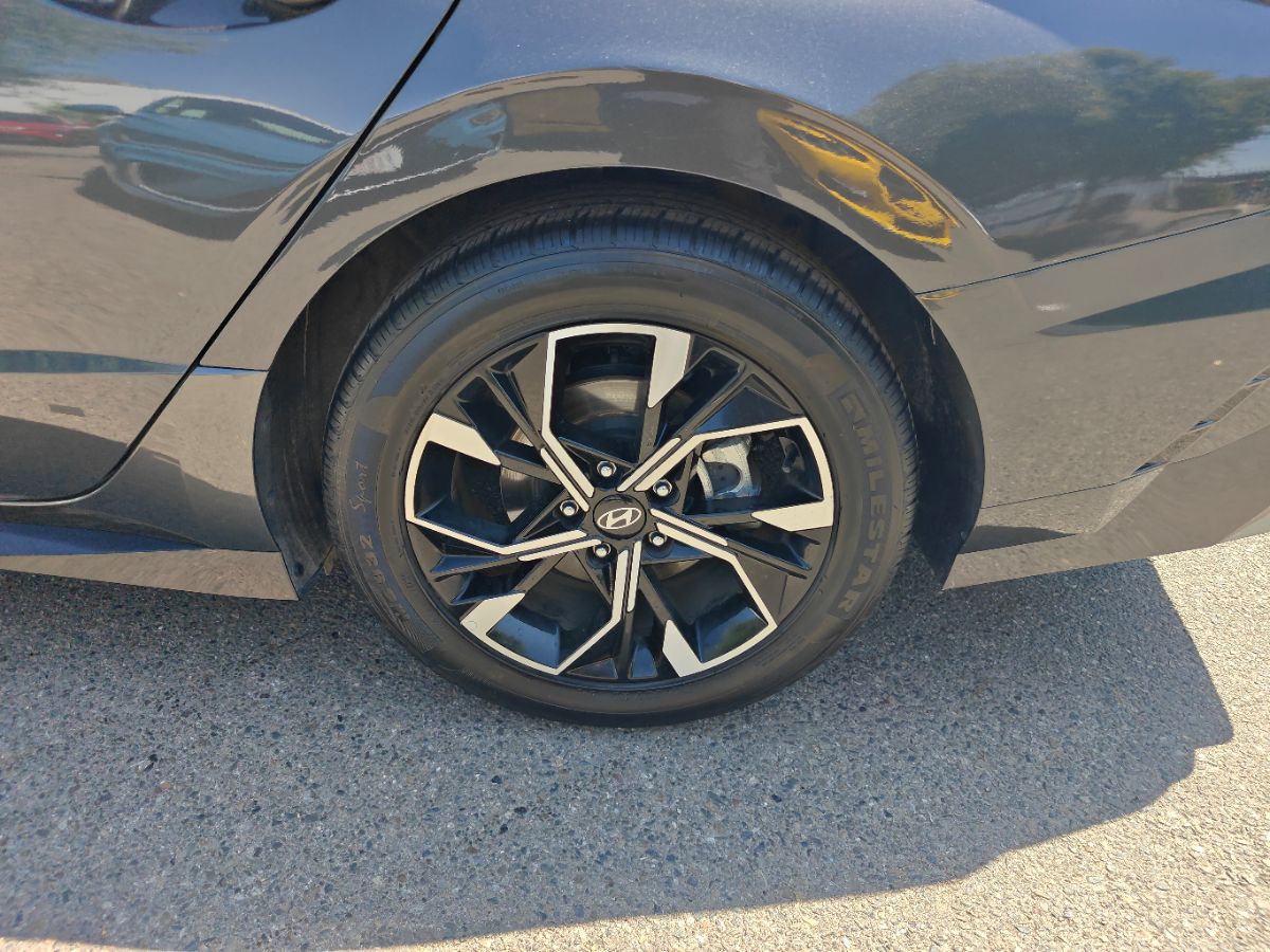 Hyundai Sonata photo 15