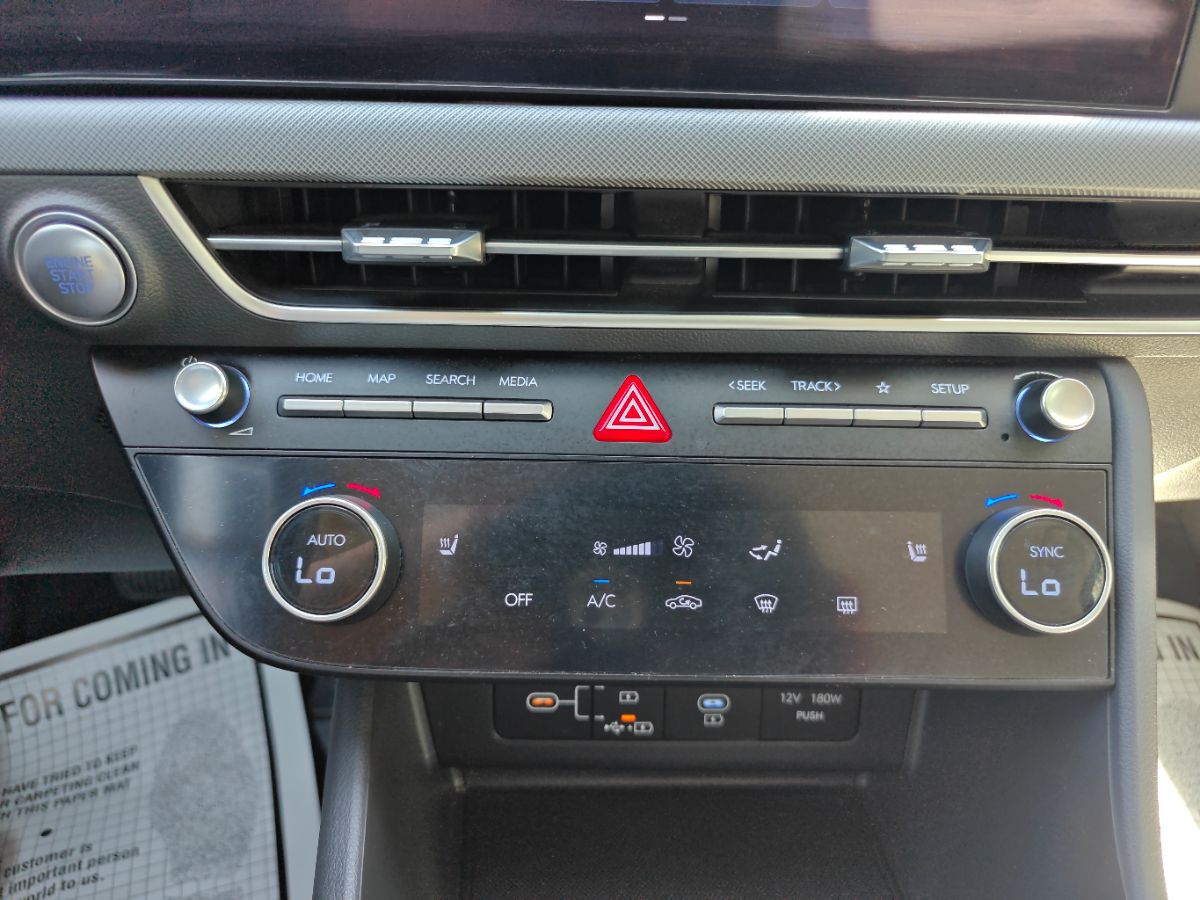 Hyundai Sonata photo 30