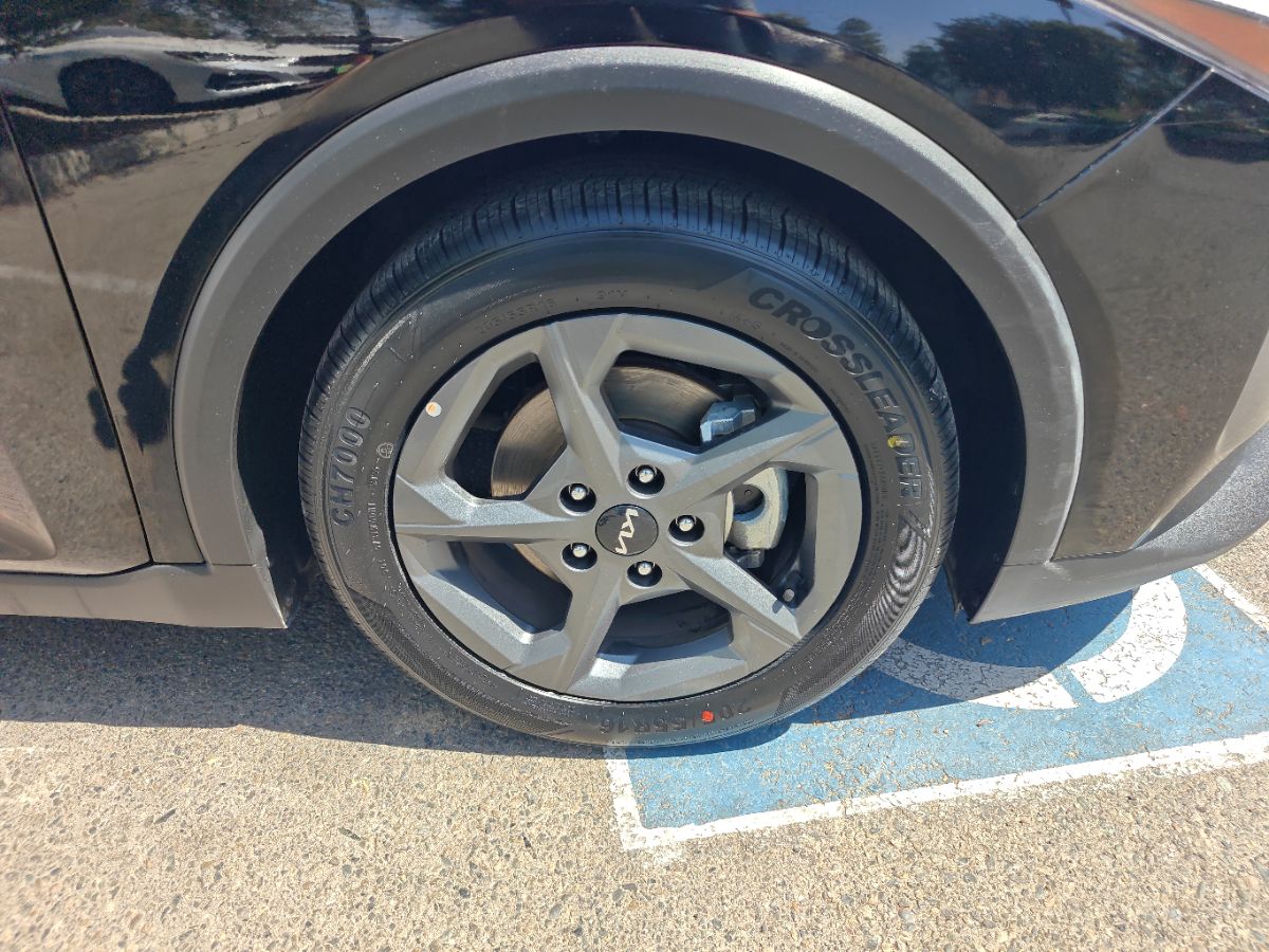 Kia K4 photo 8