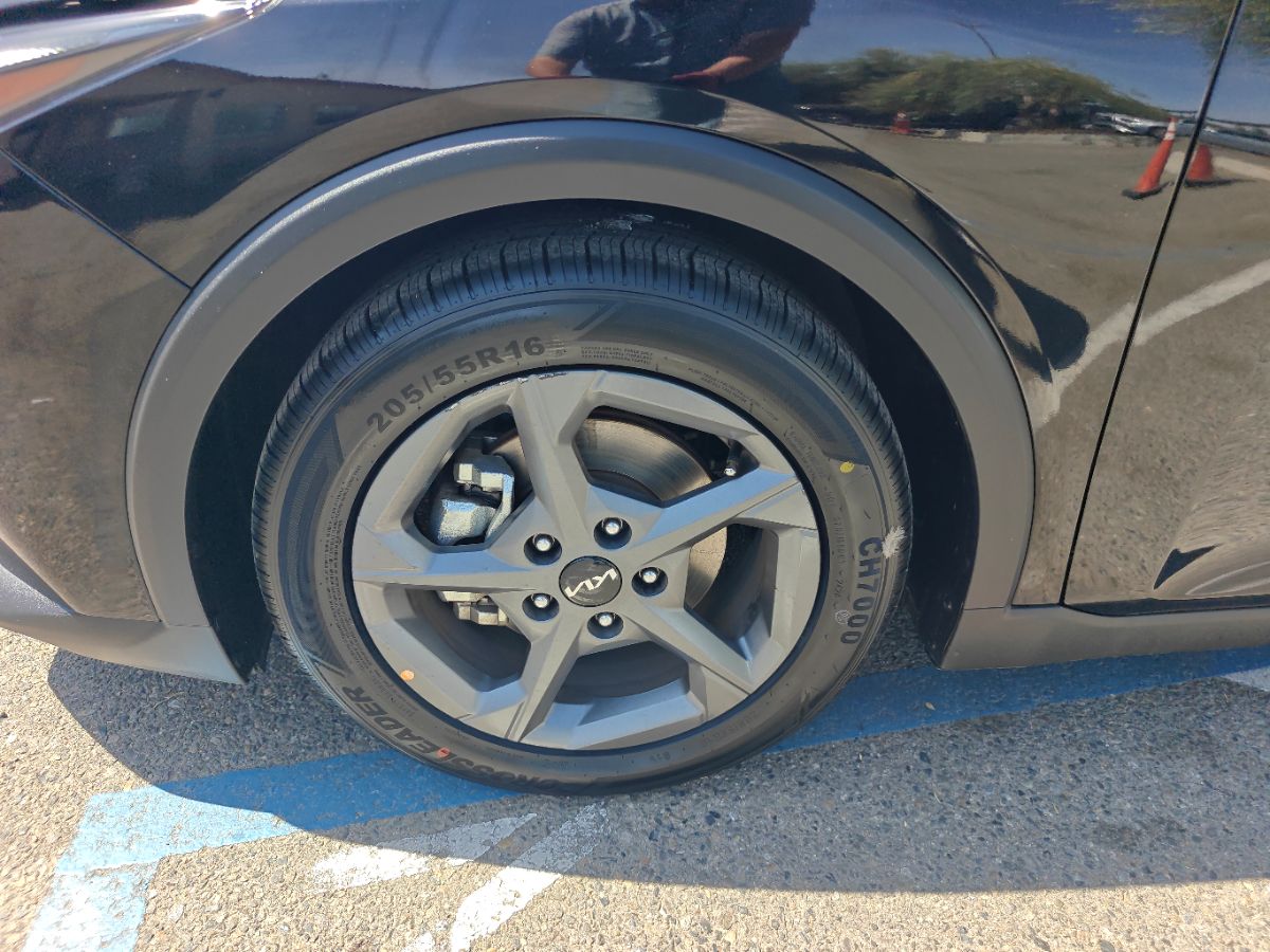 Kia K4 photo 16