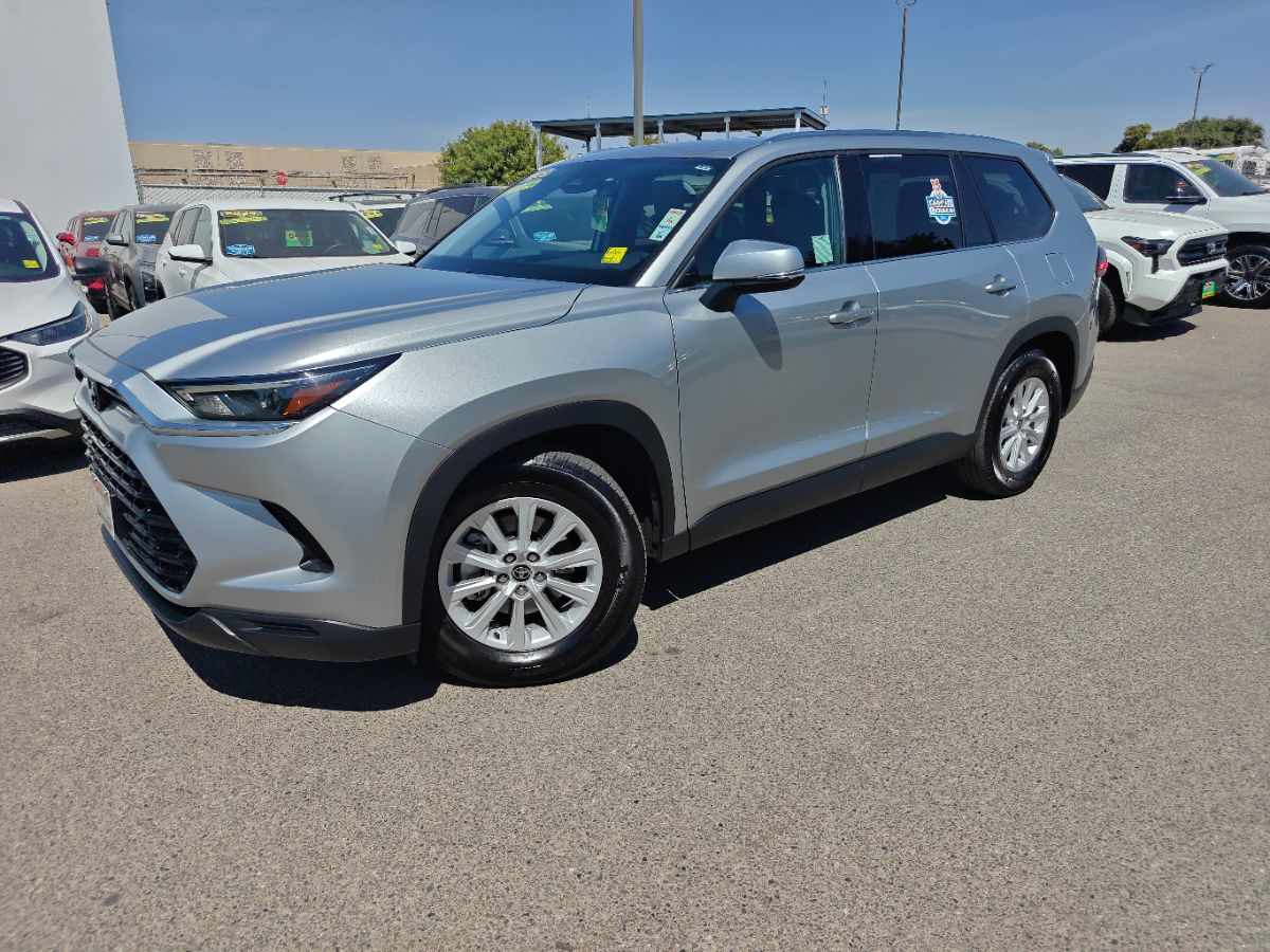 Toyota Grand Highlander photo 5