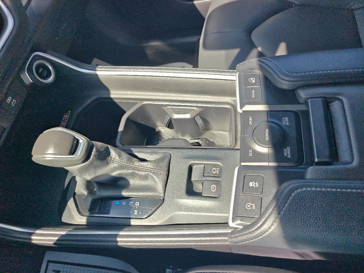 Toyota Grand Highlander photo 33