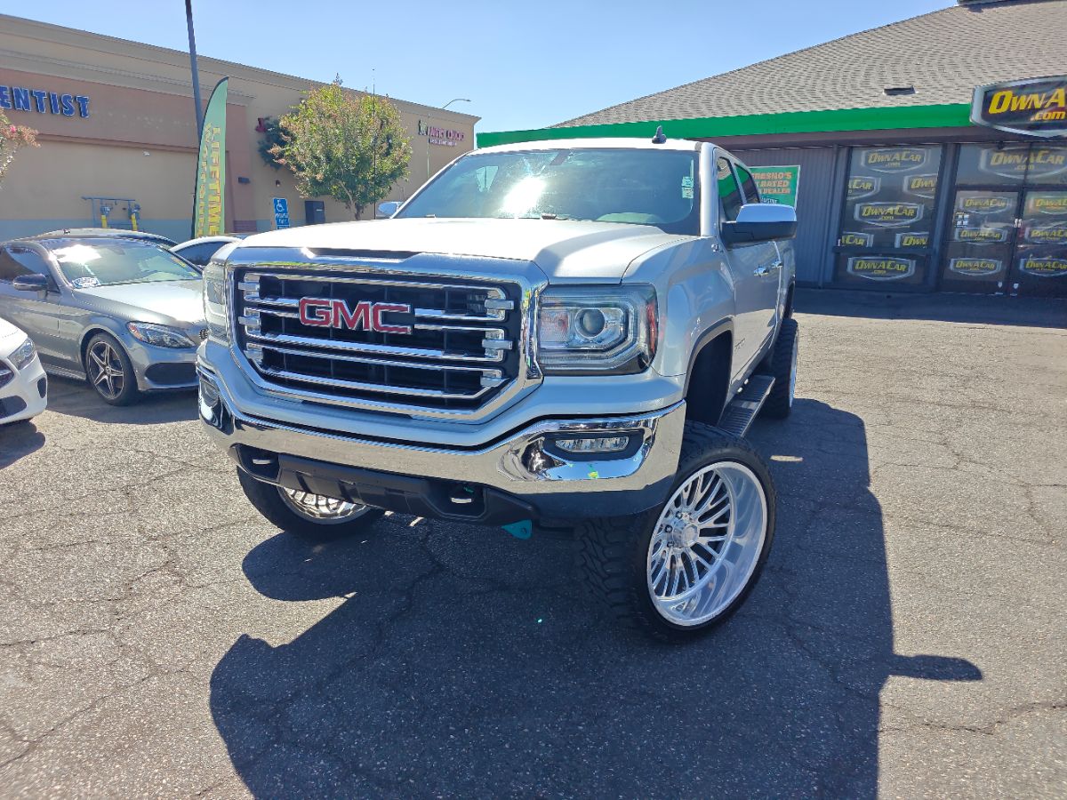 GMC Sierra photo 4